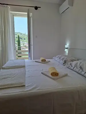 Krevet ili kreveti u jedinici u objektu Apartment Tisno 17716a