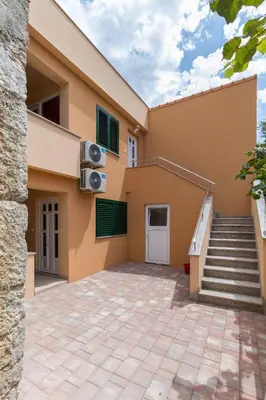 Zgrada u kojoj se nalazi apartman