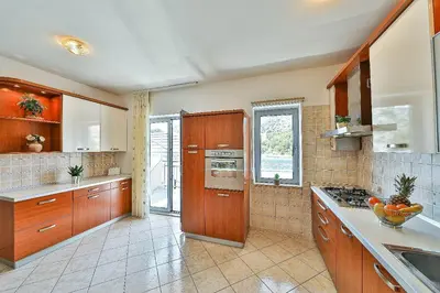 Kuhinja ili čajna kuhinja u objektu Villa Antonija