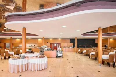 Restoran ili neka druga zalogajnica u objektu Ville Imperial Vodice