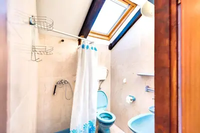Kupaonica u objektu Cosy Apartment with Sea View in Zlarin - 50 sqm + Terrace