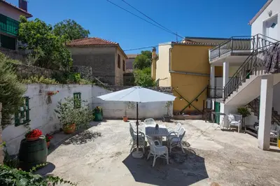 Zgrada u kojoj se nalazi apartman