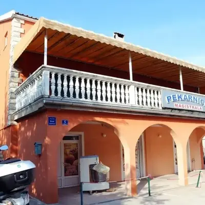 Apartments with parking space Vodice - 17853