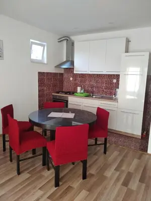 Kuhinja ili čajna kuhinja u objektu Apartments Sara & Kike With Sea View