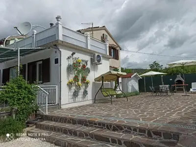 Zgrada u kojoj se nalazi apartman