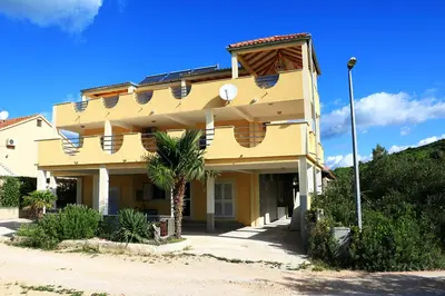 Zgrada u kojoj se nalazi apartman