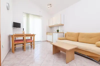 Kuhinja ili čajna kuhinja u objektu Apartmani Villa Mimi
