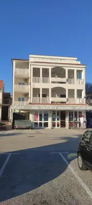 Zgrada u kojoj se nalazi apartman