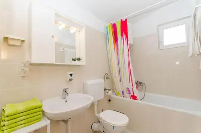 Kupaonica u objektu Apartments Zoric