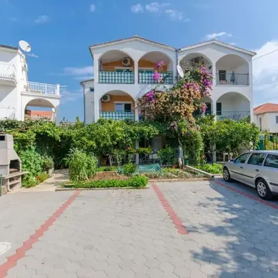 Apartments Zoric