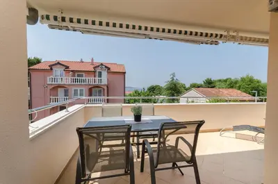 Balkon ili terasa u objektu Apartments Holiday near beach