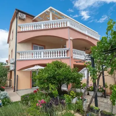 Apartments Jak