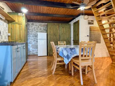 Kuhinja ili čajna kuhinja u objektu Seaside Apartment in Betina