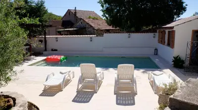 Bazen u objektu Holiday Home chichichi ili u blizini