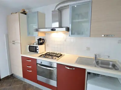 Kuhinja ili čajna kuhinja u objektu Apartment Josip-6 by Interhome
