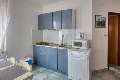Kuhinja ili čajna kuhinja u objektu Apartments with parking space Pirovac, Sibenik - 15320