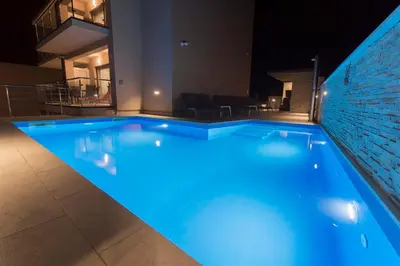 Bazen u objektu Villa Top of Murter, one bedroom apartment 2 ili u blizini