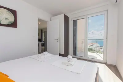 Krevet ili kreveti u jedinici u objektu Villa Top of Murter, two bedroom apartment 2