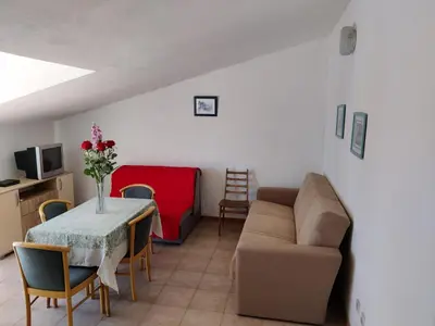 TV i/ili zabavni centar u objektu Apartment in Tisno with sea view, balcony, air conditioning, WiFi (4874-4)