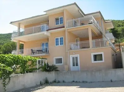 Zgrada u kojoj se nalazi apartman