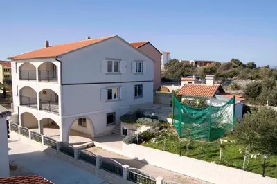 Zgrada u kojoj se nalazi apartman