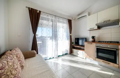 Kuhinja ili čajna kuhinja u objektu Apartments Vala Žaborić - with boat mooring