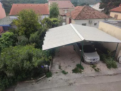 Zgrada u kojoj se nalazi apartman