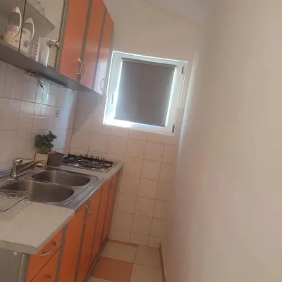 Kuhinja ili čajna kuhinja u objektu StudioEni