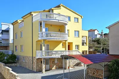 Zgrada u kojoj se nalazi apartman