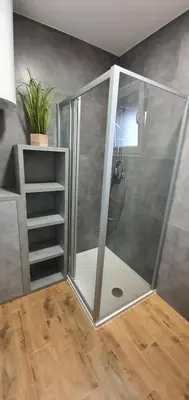 Kupaonica u objektu Apartmani Tisno TM