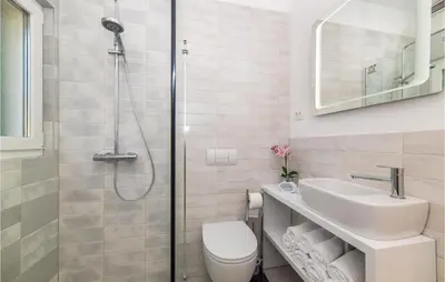 Kupaonica u objektu Stunning Home In Primosten