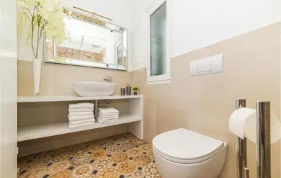Kupaonica u objektu Stunning Home In Primosten
