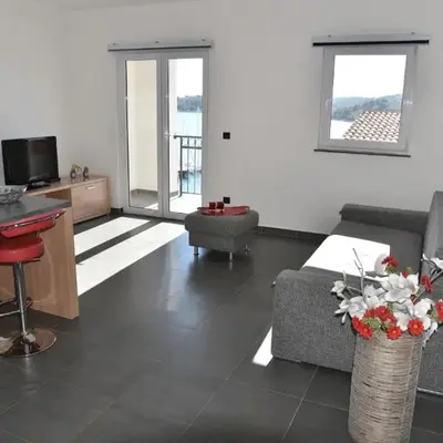 Villa Pina Apartment Nicos 2-4 Pers
