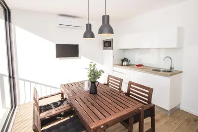 Kuhinja ili čajna kuhinja u objektu Apartment in Vodice with air conditioning, WiFi, dishwasher, pool 4932-5