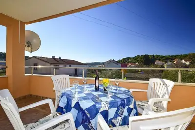 Pogled na planine ili pogled na planine iz apartmana