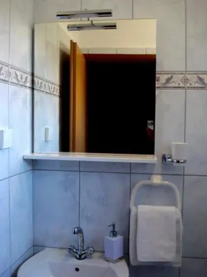 Kupaonica u objektu Apartments Tonći and Iris