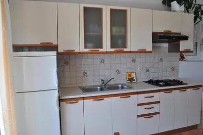Kuhinja ili čajna kuhinja u objektu Apartments Tonći and Iris
