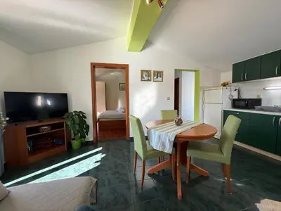 Kuhinja ili čajna kuhinja u objektu House Klarin