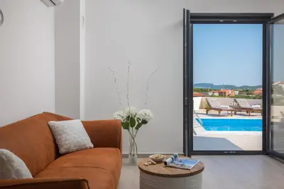 Bazen u objektu Villa Bettina ili u blizini