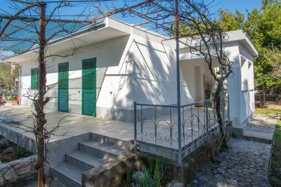 Zgrada u kojoj se nalazi apartman