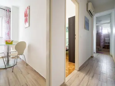 Tlocrt objekta Simplistic Holiday Home in Rogoznica near the Seabeach