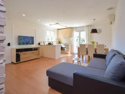 TV i/ili zabavni centar u objektu Holiday Home Dalmacia by Interhome