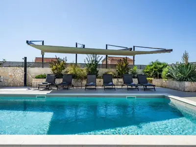 Bazen u objektu Villa Carmen by Interhome ili u blizini