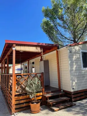 Zgrada u kojoj se nalazi apartman