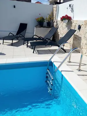 Bazen u objektu House Kala N29 ili u blizini