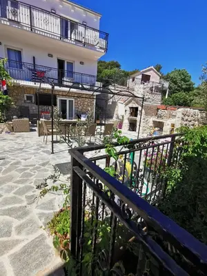 Zgrada u kojoj se nalazi apartman