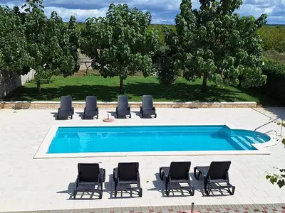 Bazen u objektu Villa Verbena ili u blizini