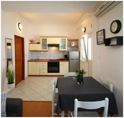 Kuhinja ili čajna kuhinja u objektu Studio Apartman Elena