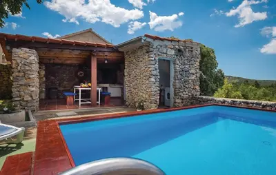 Bazen u objektu Holiday Home Hacienda Bilice ili u blizini