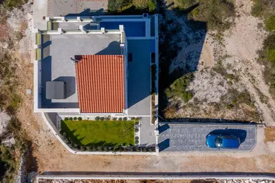 Ptičja perspektiva objekta Villa Esquel - Beachfront, heated pool